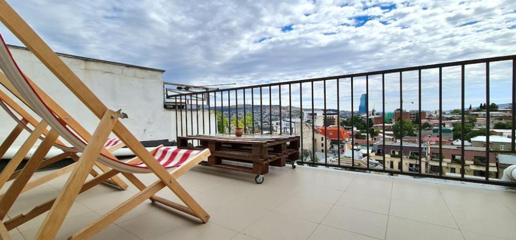 Duplex Apartment In The City Center ティビリシ エクステリア 写真